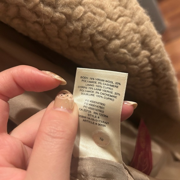 Aritzia wool and cashmere teddy coat - Picture 9 of 9